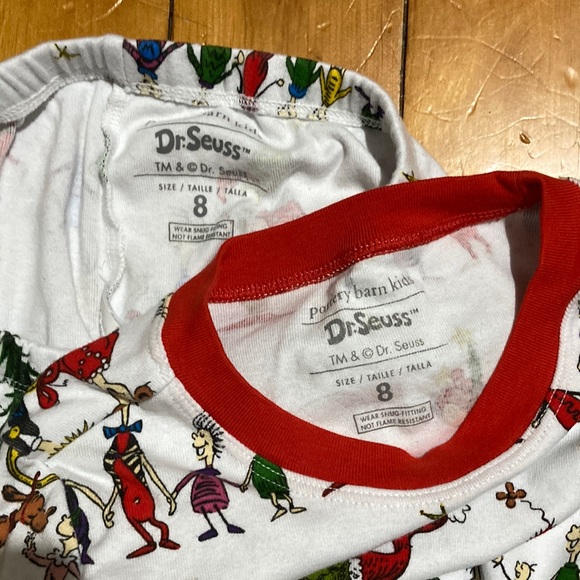 Pottery Barn Kids Dr. Seuss Grinch Pajamas 🎄 - Picture 5 of 6